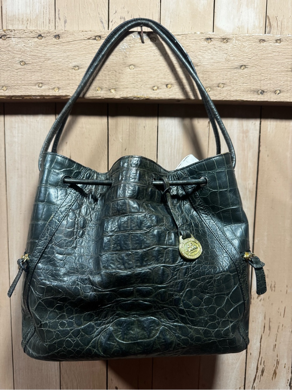 RARE VINTAGE BRAHMIN Bottle Green Croc-Embossed Leather Bucket Bag